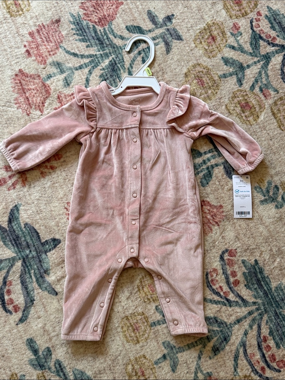 🔹2/$10🔹 Carters 3 month velour Pink Ruffle Baby One-Piece Romper